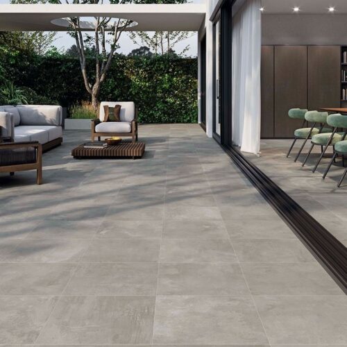 LIGHT GREY 2 ΑΝΟΙΧΤΟ 60Χ60 Ανακαλύψτε το πλακάκι γρανίτη Cemento Light Grey 60x60cm ματ, ιδανικό για εσωτερικούς και εξωτερικούς χώρους. Με κομψό σχέδιο τσιμέντου και ανθεκτική υφή, προσφέρει μοναδική αισθητική και εύκολη συντήρηση. Ιδανικό για βεράντες, κουζίνες και μπάνια. Αναβαθμίστε τον χώρο σας με στυλ!