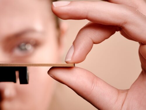 2025 actuator plates sigma40 round redgold with woman 2 ΠΛΑΚΕΤΑ GEBERIT SIGMA 40 115.628.QB.1 RED GOLD / BRUSHED